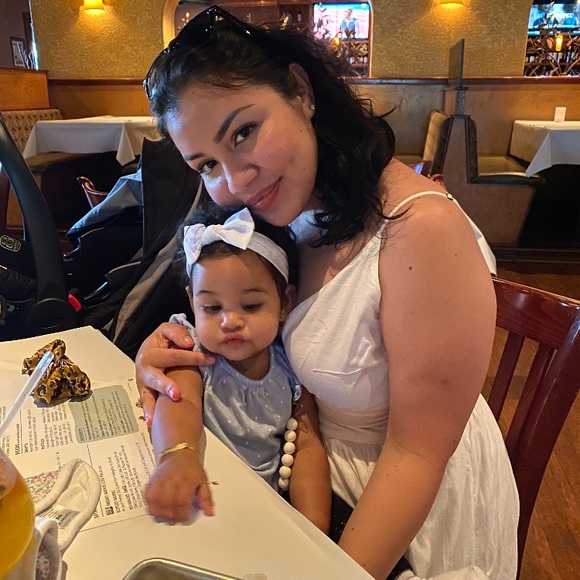 Meet your Posher, Griselda - Picture 1 of 2